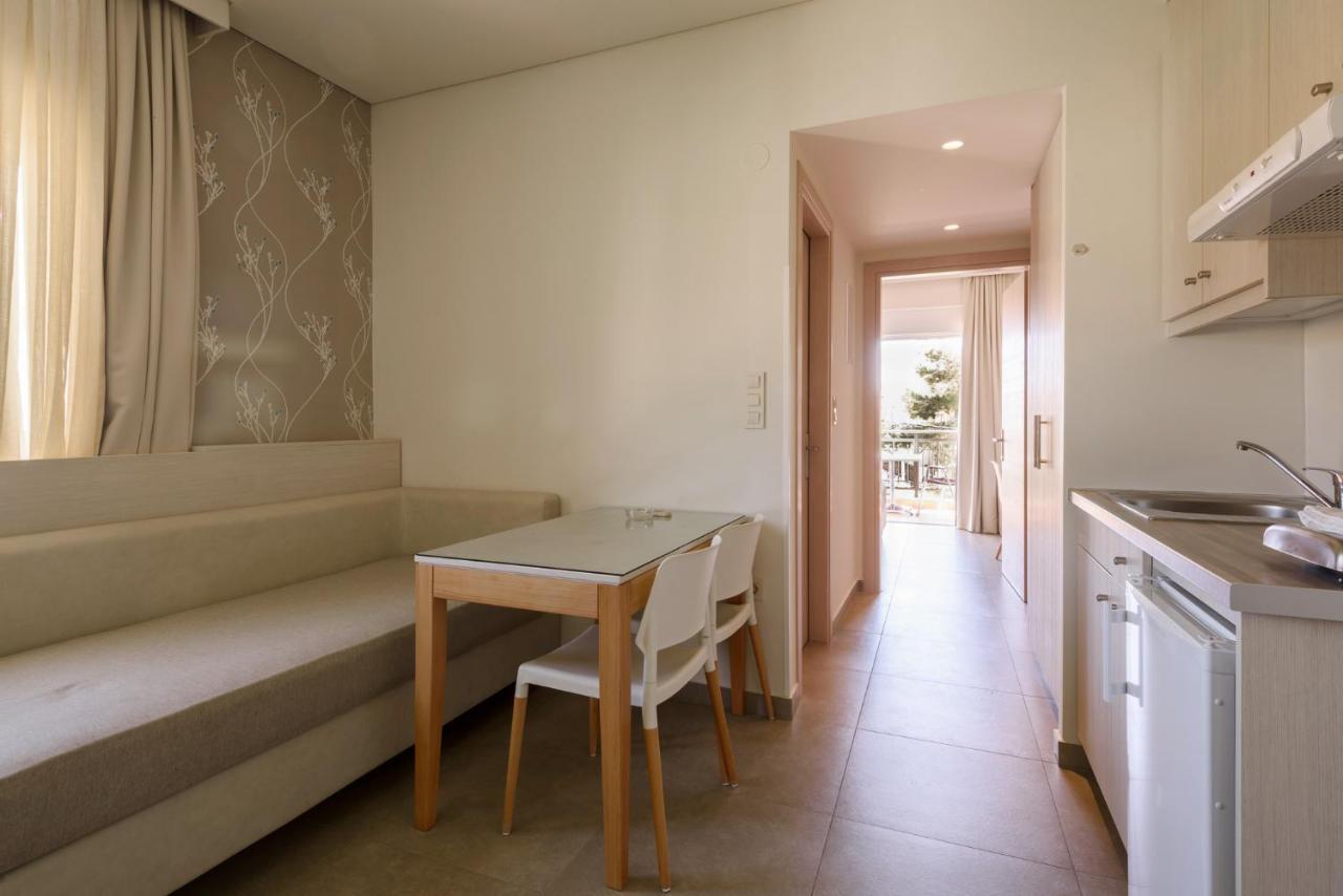 Poseidon Studios & Apartments Palaiochora Dış mekan fotoğraf