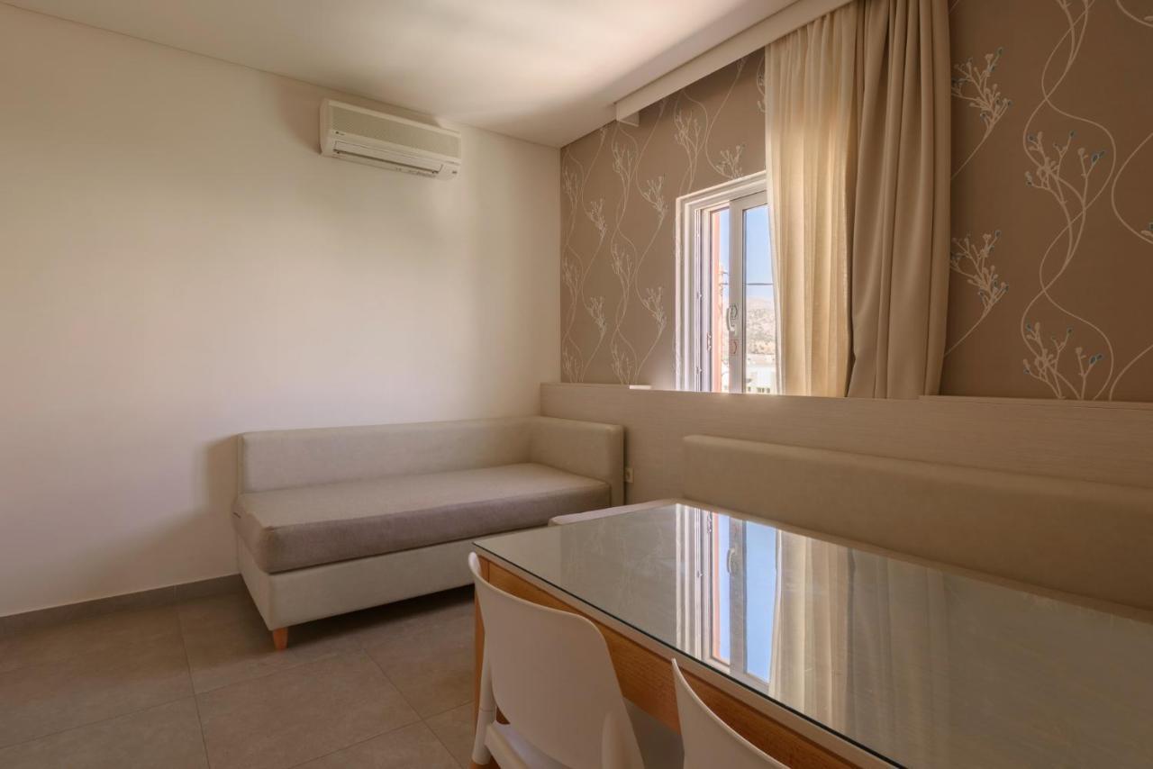 Poseidon Studios & Apartments Palaiochora Dış mekan fotoğraf
